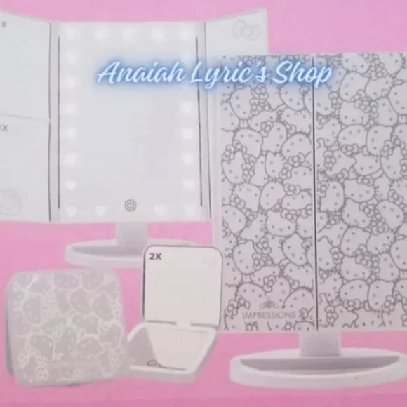 Hello Kitty® Supercute Trifold + Compact Bundle - Picture 9 of 14